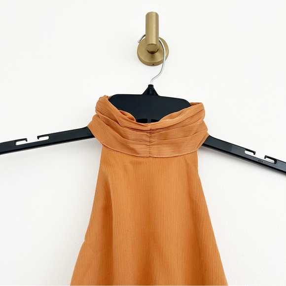 NEW Princess Polly Paityn High Neck Halter Open Back Crop Top Size US 2 - Picture 3 of 8